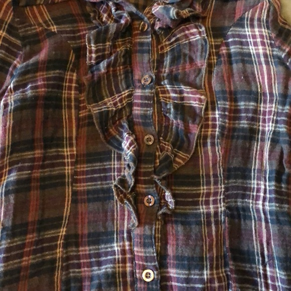 Charlotte Russe Button Down Flannel - Picture 4 of 5